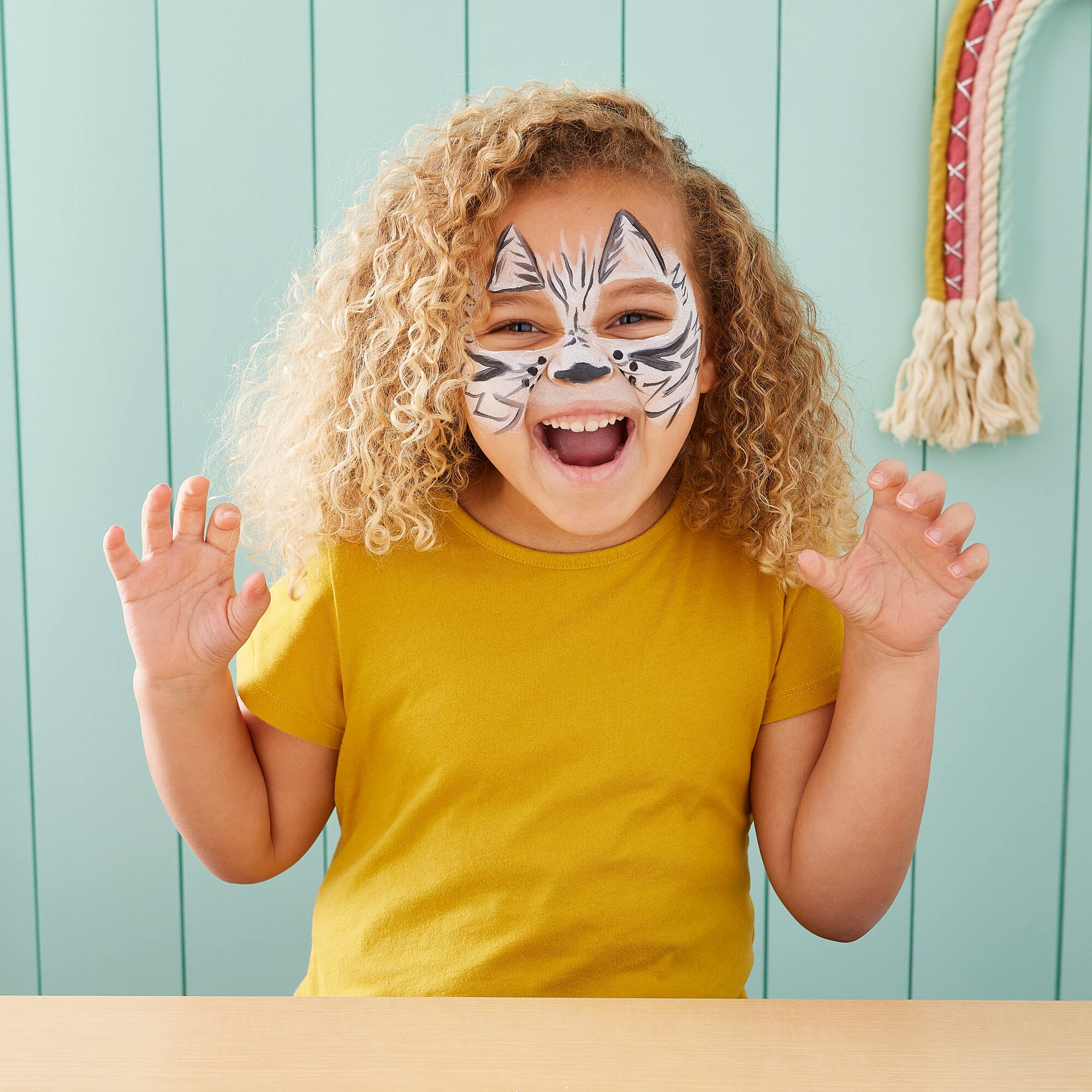 Snazaroo™ Face Paint Brush Pen, Monochrome